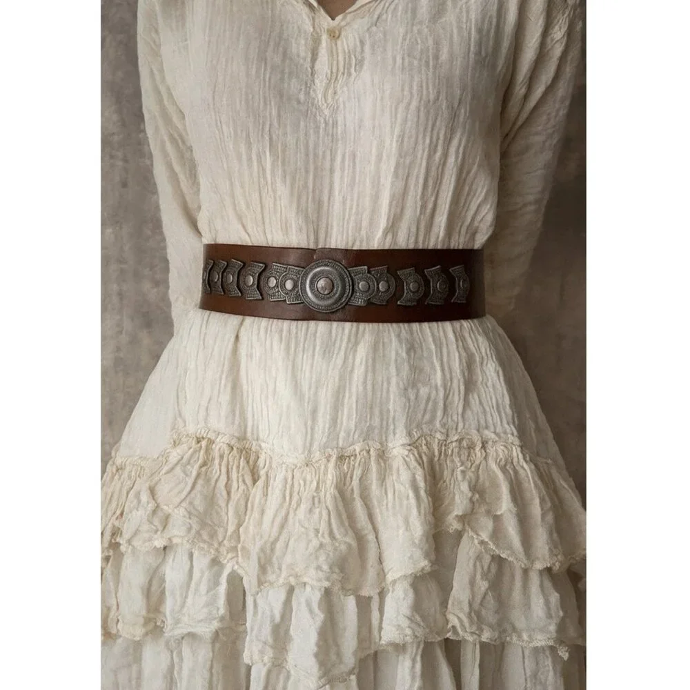 Vintage Avignon Brown Leather Embellished Metalwork Wide Belt size M Bohemian - Picture 3 of 10